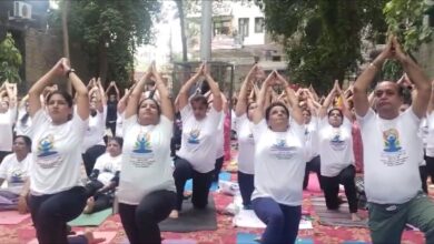 International Yoga Day पूर्वी दिल्ली के शकरपुर इलाके के गणेश नगर में मनाया गया योग दिवस Top Story