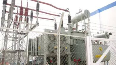 नो पावर कट जोन नोएडा में काम में लापरवाही और निर्बाध बिजली आपूर्ति न होने पर विद्युत निगम ने जूनियर इंजीनियर को निलंबित कर दिया