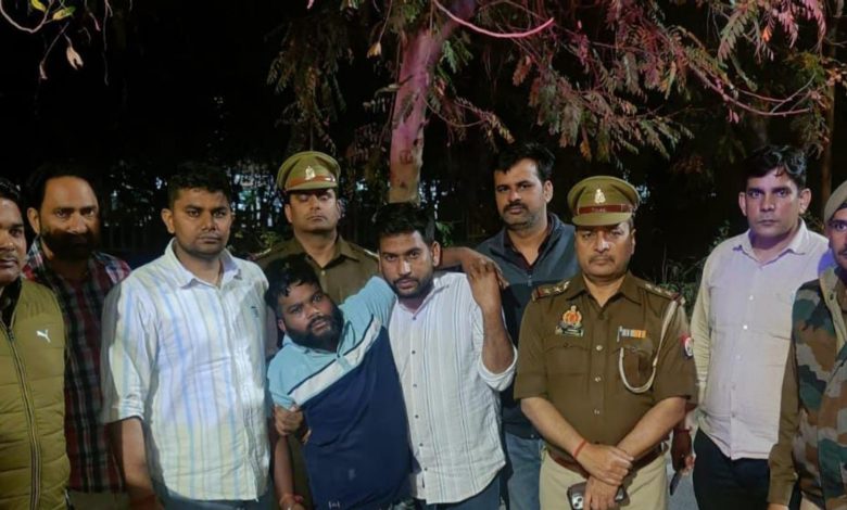 Noida police की ठक-ठक गिरोह से मुठभेड़:एक बदमाश को लगी गोली, कांबिंग के बाद दूसरा अरेस्ट | TOP