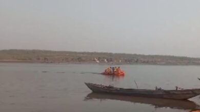 ओडिशा की महानदी में बड़ा हादसा, नाव पलटने से 7 लोगों की मौत, लापता की तलाश जारी
