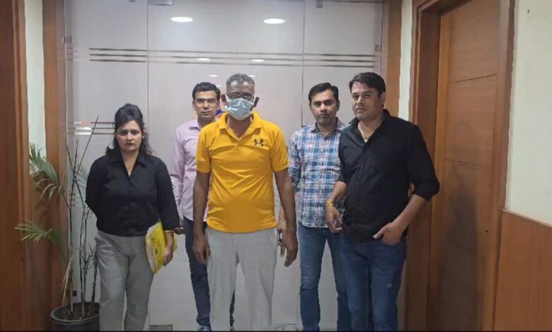 Delhi Crime युवती से 17 लाख रुपये ठगी करने वाले आरोपी को शाहदरा साइबर पुलिस ने किया गिरफ्तार