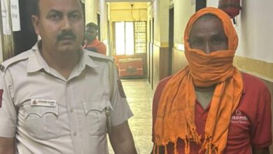 दिल्ली की गाजीपुर पुलिस टीम ने 40 पाउच गांजा के साथ एक तस्कर को किया गिरफ्तार