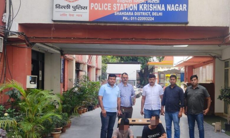 दिल्ली में घरों में चोरी करने वाले गिरोह का भंडाफोड़, पुलिस ने दो कुख्यात चोरों को किया गिरफ्तार