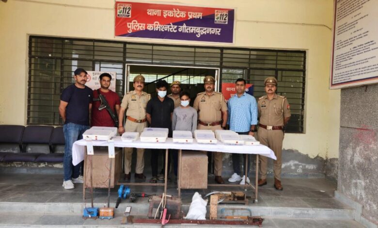 Greater Noida: चुनाव से ठीक पहले पकड़ी गई तमंचा फैक्ट्री पंखिया गिरोह से जुड़े तार, 21 हथियार बरामद