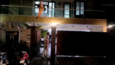 Delhi Crime: दिल्ली के प्रीत विहार इलाके में एक घर से लाखों रुपये नगदी हुई चोरी | Top Story News