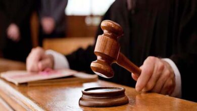 जिला न्यायालय ने नाबालिग से दुष्कर्म के मामले में आरोपी को दोषमुक्त किया है, जबकि छेड़छाड़ में तीन साल कारावास की सजा सुनाई