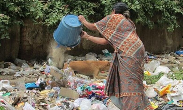 प्राधिकरण की टीम ने सोमवार को तुगलपुर और सेक्टर पाई का दौरा कर सफाई व्यवस्था का जायजा लिया