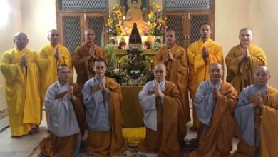 गौतमबुद्ध विश्वविद्यालय के बौद्ध अध्ययन के अंतरराष्ट्रीय छात्रों ने वैशाख पूर्णिमा (बुद्ध पूर्णिमा) पर्व उत्साह के साथ मानाया