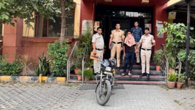 शाहदरा पुल‍िस ने जीटीबी एन्‍क्‍लेव से एक कुख्‍यात स्‍नैचर को क‍िया गिरफ्तार