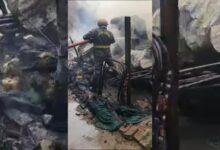 नोएडा के मकान में लगी आग, पूरा सामान जलकर राख, करीब 30 मिनट तक दमकल कर्मियों को करनी पड़ी मशक्कत