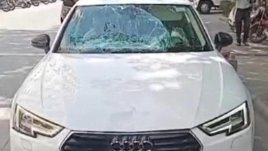 Noida Hit And Run Case: नोएडा में बुजुर्ग को कुचलने वाली ऑडी दिल्ली में मिली, ड्राइवर अब भी फरार