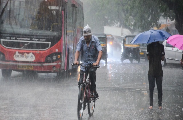 इस मानसून नोएडा और ग्रेटर नोएडा में सामान्य से 87 फीसदी कम बारिश हुई।