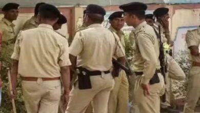 थाना सूरजपुर क्षेत्र के आईटीबीपी (भारतीय तिब्बत सीमा पुलिस बल) परिसर में एक डॉक्टर और केंद्रीय औद्योगिक सुरक्षा बल (सीआईएसएफ) में तैनात एक सब इंस्पेक्टर के बीच मारपीट का मामला सामने आया है