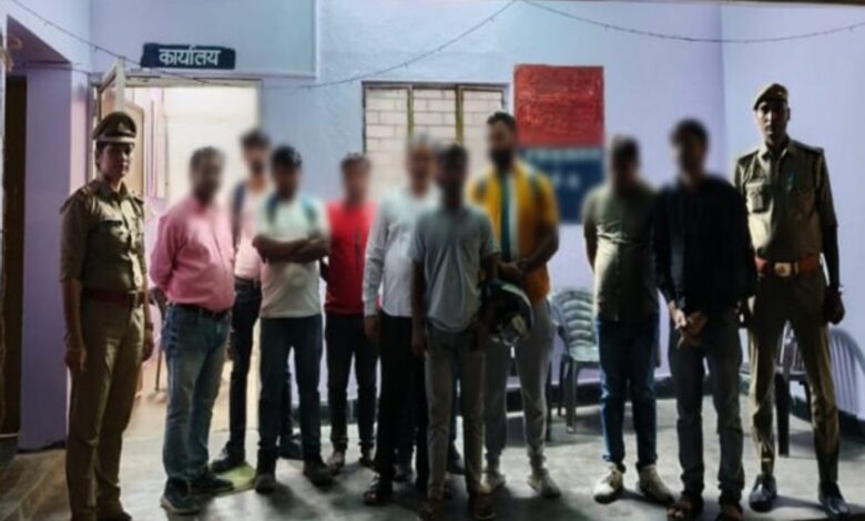 सेंट्रल नोएडा जोन पुलिस ने शुक्रवार देर रात "OPERATION STREET SAFE" के तहत एकदिवसीय अभियान चलाया