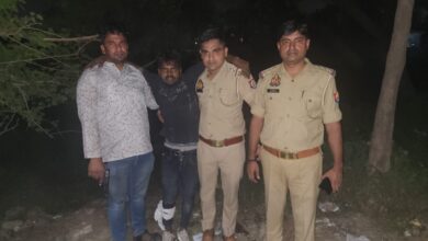 उत्तर प्रदेश, नोएडा: पुलिस मुठभेड़ में दो बदमाश गिरफ्तार