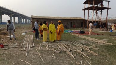 बिहार ,गुजरात, महाराष्ट्र और पश्चिम बंगाल से आए 25 हजार से अधिक कारीगर और श्रमिक दे रहे हैं सेवा