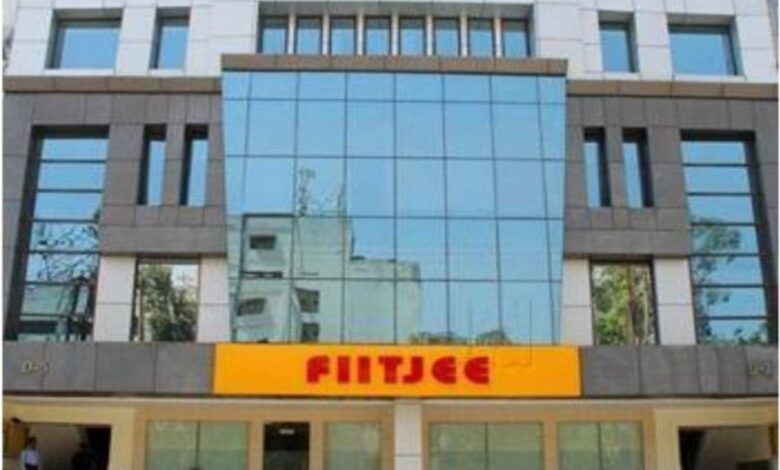 उत्तर प्रदेश, गाजियाबाद: FIITJEE का आरडीसी सेंटर बंद, लाखों एडवांस देकर फंसे पेरेंट्स, डीआईओएस ने कराई FIR