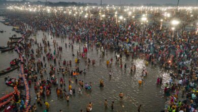 करोड़ों रिसर्च पेपर और जनरल प्रकाशित करने वाला एकेडमिया कर रहा क्वेरी, यूट्यूब पर गंगा जल के वीडियो खूब देखे गए, स्टेटस सिंबल बन गया गंगा जल, फोटो खींच शेयर कर रहे लोग