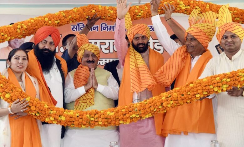हरियाणा, चंडीगढ़: मुख्यमंत्री ने रविदास मंदिर एवं धर्मशाला में अंबेडकर भवन का किया उद्घाटन