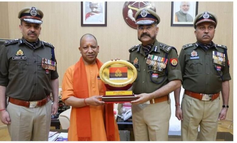 - अभियान के जरिए 1 लाख से अधिक के खिलाफ की गई कानूनी कारवाई, ऑपरेशन त्रिनेत्र ने जघन्य अपराधों का किया खुलासा