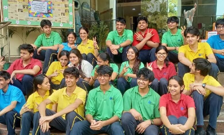 उत्तर प्रदेश, नोएडा: श्री राम मिलेनियम स्कूल के ISC में रिहान ने किया टॉप, ICSE में शौर्या ने किया टॉप
