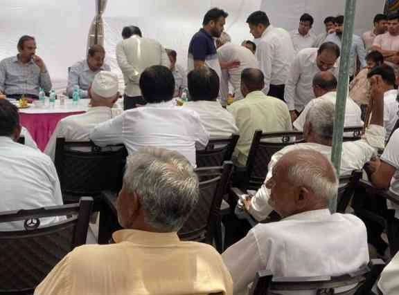 उत्तर प्रदेश, नोएडा: एसआईटी ने बृहस्पतिवार को भी खैरपुर में की लीजबैक प्रकरणों की सुनवाई