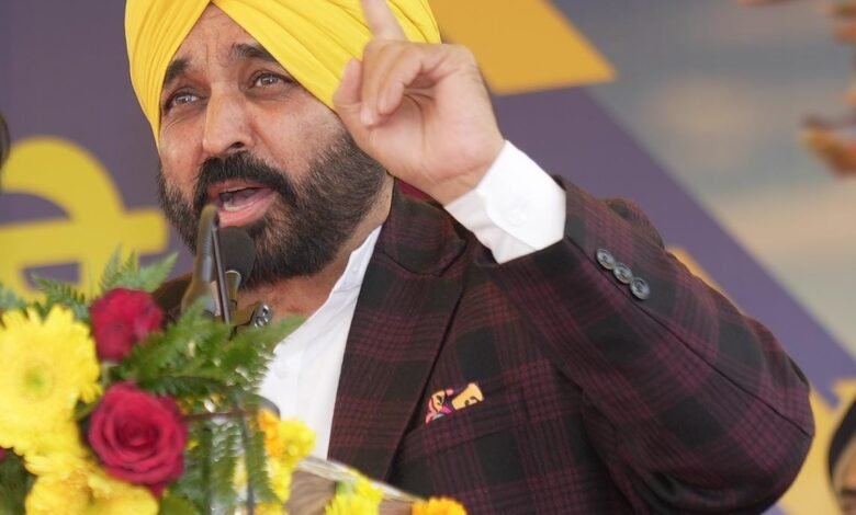 पंजाब, चंडीगढ़: मुख्यमंत्री ने देश विरोधी गतिविधियों में शामिल दो जासूसों को गिरफ्तार करने के लिए पंजाब पुलिस की सराहना की