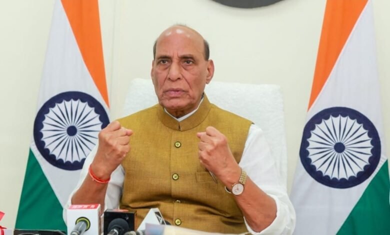 -रक्षा मंत्री ने लखनऊ में ब्रह्मोस एयरोस्पेस इंटीग्रेशन एवं टेस्टिंग फैसिलिटी का किया उद्घाटन