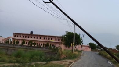 उत्तर प्रदेश, नोएडा: आंधी तूफान के चलते 200 गांवों की बिजली गुल