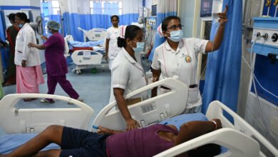 नई दिल्ली: डॉक्टर का मरीज को फरमान निजी विक्रेता से खरीदों सामान