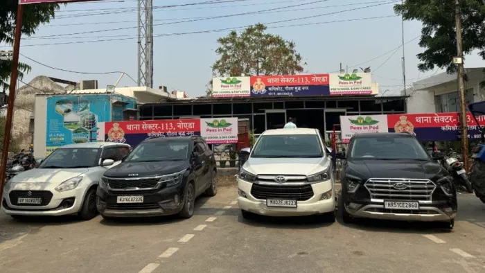 उत्तर प्रदेश, नोएडा: जज की कार चोरी करने वाला गैंग गिरफ्तार, पुलिस मुठभेड़ में 50 हजार का इनामी घायल