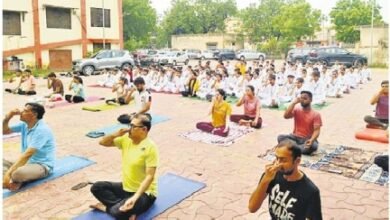 नई दिल्ली: मेडिकल छात्रों ने किया हरित योग
