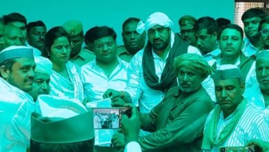 उत्तर प्रदेश, नोएडा: किसान यूनियन की मासिक पंचायत