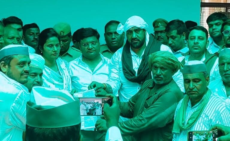 उत्तर प्रदेश, नोएडा: किसान यूनियन की मासिक पंचायत