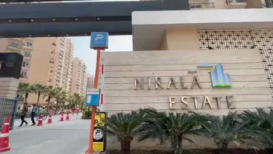 Greater Noida News :ग्रेटर नोएडा वेस्ट की इस सोसायटी में जान का खतरा, पढ़े खबर और जानें 84 पिलरों से क्या निकल रहा