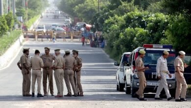 उत्तर प्रदेश, नोएडा: नोएडा में वाहन चोर गिरोह का भंडाफोड़