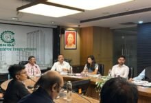 उत्तर प्रदेश, नोएडा: यूपी में औद्योगिक विकास की समीक्षा