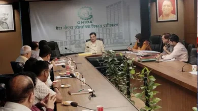 उत्तर प्रदेश ,नोएडा: ग्रेनो प्राधिकरण की बिल्डरों को दो टूक, खरीदारों के नाम फ्लैटों की जल्द रजिस्ट्री कराएं, नहीं तो कार्रवाई होगी