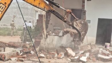 उत्तर प्रदेश, नोएडा: नोएडा प्राधिकरण ने डूब क्षेत्र में बुलडोजर चलाकर 6 करोड़ की भूमि अतिक्रमण मुक्त की