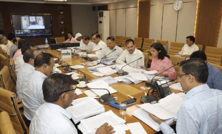 उत्तर प्रदेश, नोएडा: नोएडा की पुनर्विकास नीति, 10 लाख लोगों को फायदा