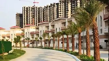 उत्तर प्रदेश, नोएडा: टैरिफ के लागू होने से कई सेक्टरों पर असर पड़ेगा