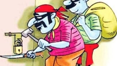 उत्तर प्रदेश, नोएडा: पुलिस की चार बदमाशों से मुठभेड़, एक बदमाश के पैर में लगी गोली
