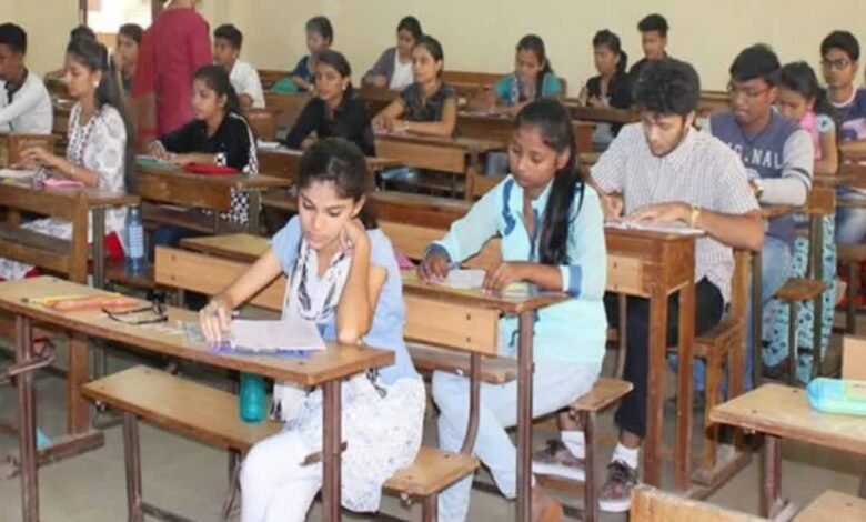 उत्तर प्रदेश, नोएडा: यूपी बोर्ड परीक्षाओं के लिए आवेदन प्रक्रिया शुरू