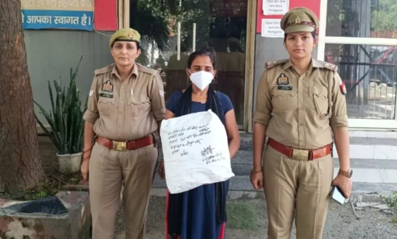 उत्तर प्रदेश, नोएडा: 14 दिन पहले तस्करी में पकड़ी महिला फिर गांजा संग गिरफ्तार, 40 हजार कीमत का 3300 ग्राम नशा बरामद