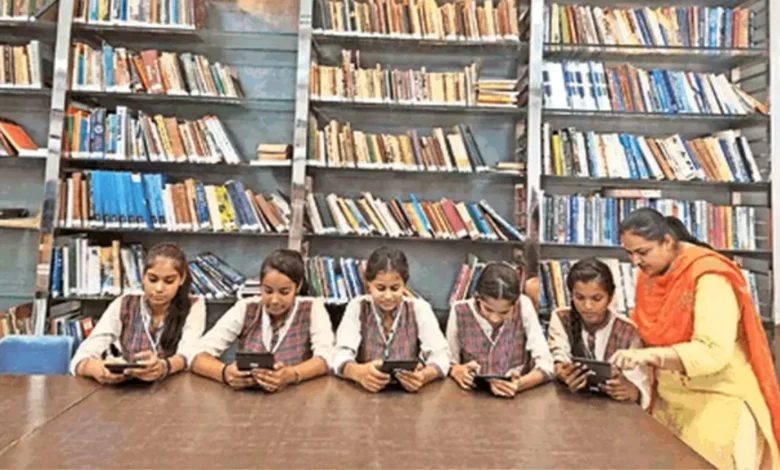 उत्तर प्रदेश, नोएडा: ग्रामीण तबके के युवाओं को गांव में ही मिलेगी लाइब्रेरी की सौगात