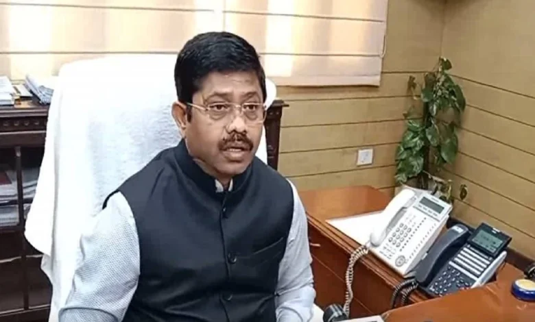उत्तर प्रदेश, नोएडा: औद्योगिक विकास मंत्री नंद गोपाल नंदी का गौतम बुद्ध नगर दौरा