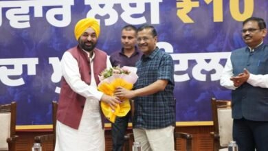 सरकारी कर्मचारी, आंगनबाड़ी एवं आशा वर्कर 100% योजना अधीन कर होंगे