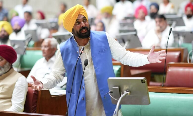 पंजाब, चंडीगढ़: मुख्यमंत्री भगवंत मान ने विधानसभा में 'पंजाब धार्मिक ग्रंथों के खिलाफ अपराध रोकथाम विधेयक, 2025' पेश किया