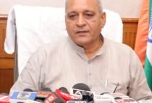 हरियाणा, चंडीगढ़: अधिकारी आमजन की समस्याओं को प्राथमिकता के आधार पर हल करें: रणबीर गंगवा