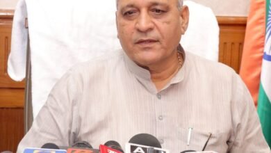 हरियाणा, चंडीगढ़: अधिकारी आमजन की समस्याओं को प्राथमिकता के आधार पर हल करें: रणबीर गंगवा